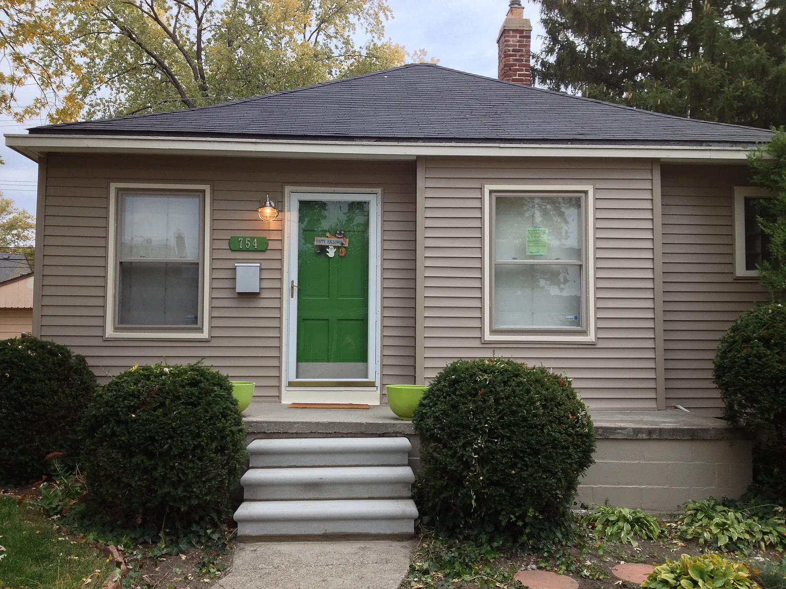 754 Gardendale St photo 1