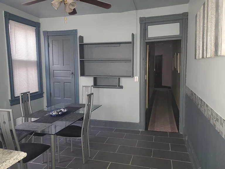 1122 Columbia Rd NW — Photo 14