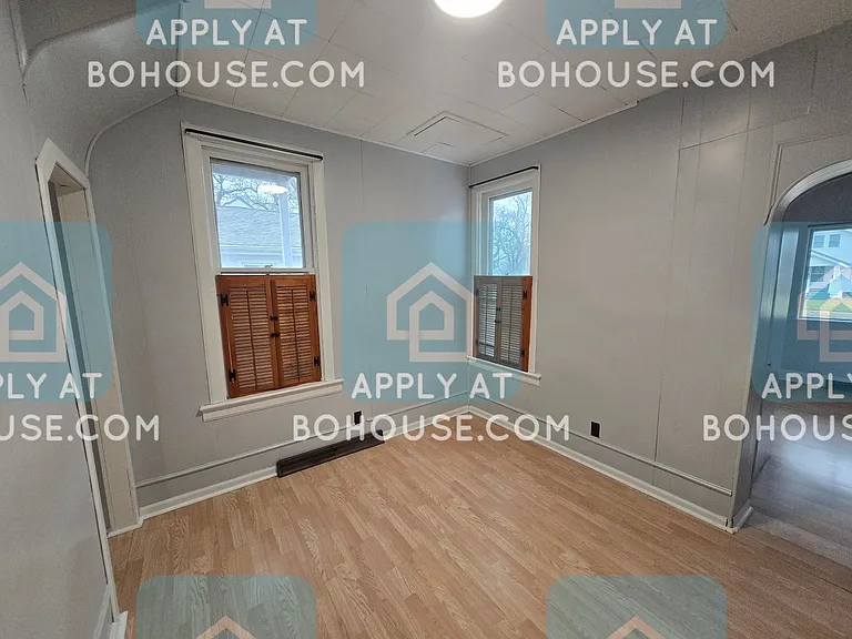 3010 McArthur Dr — Photo 7