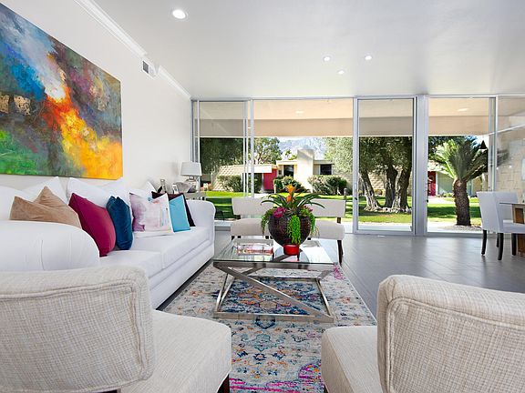 3rd image of 280 Desert Lakes Dr