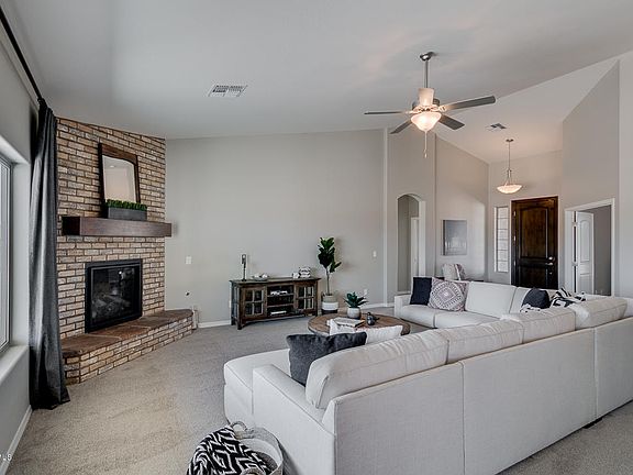 5th image of 28252 N Quintana Pl