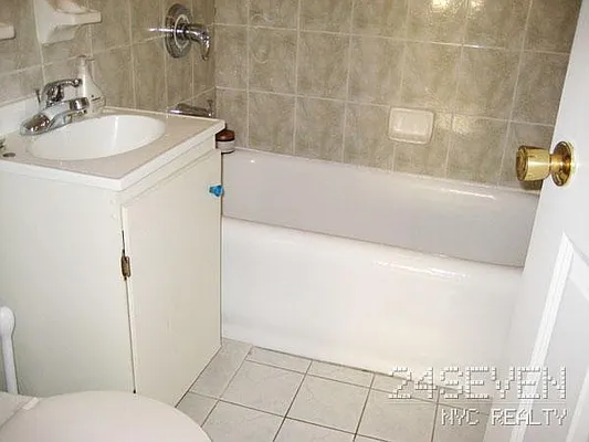 Rented by 24 7 NYC Realty Inc. | media 43