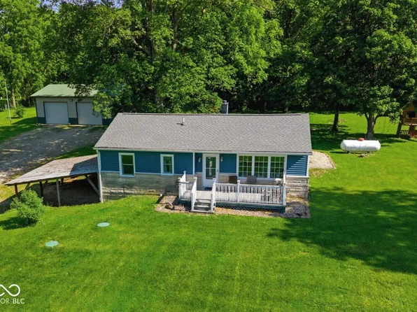 4562 W Division Rd, Morgantown, IN 46160