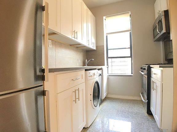 2nd image of 815 W 180th St #58