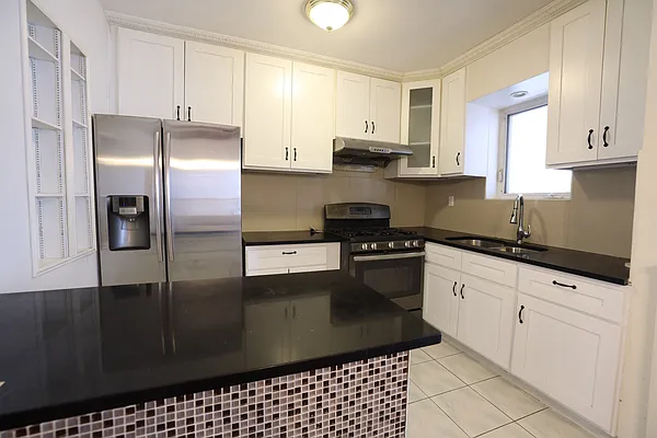 Rented by Sorensens Parkview Terrace Real Estate Inc | media 23