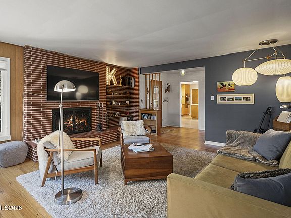 4th image of 1180 Sharon Way