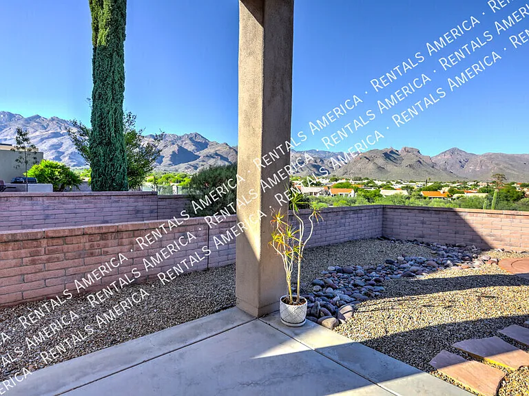 5032 N Valley Shadows Pl — Photo 37