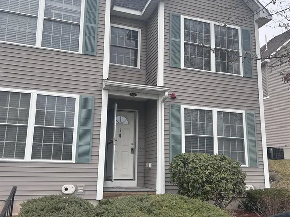 25 Shadowbrook Drive #B, Hudson, NH 03051