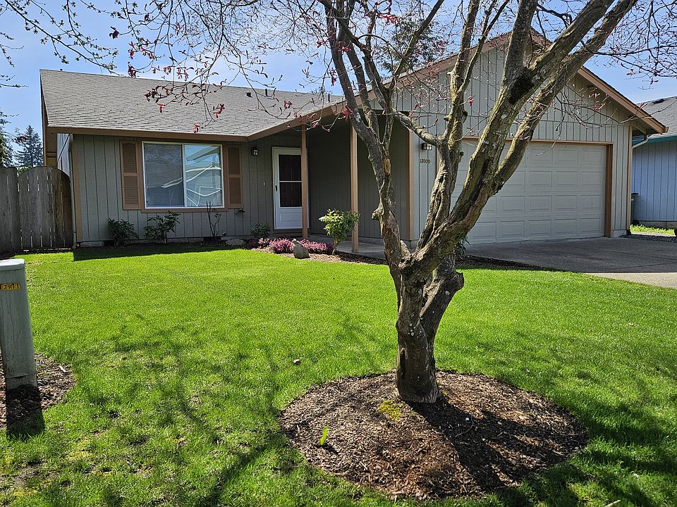 1st image of 13909 NE 89th Cir