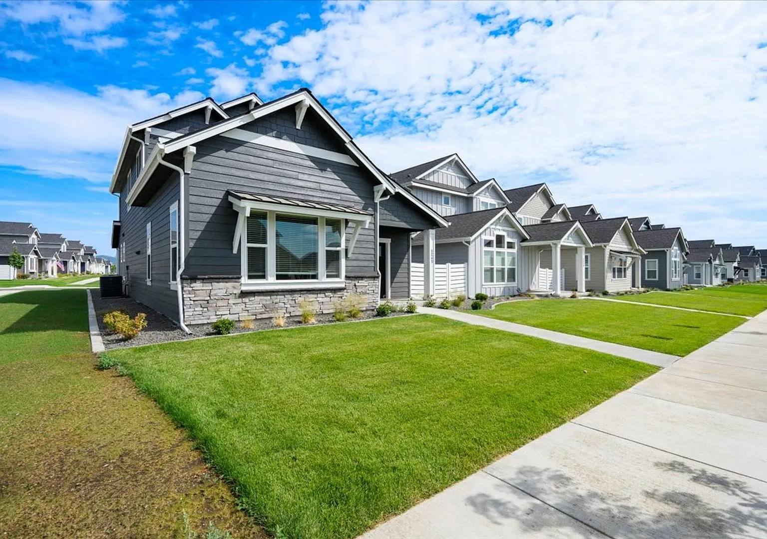 Newly Constructed Home with Spacious Layout — Photo 3