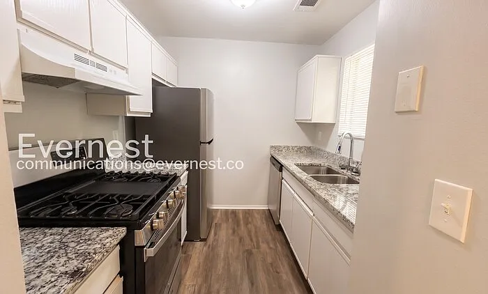 5654 Bradley Cir — Photo 5