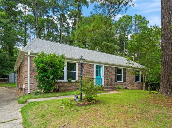 124 Wicklow Ln, Durham, NC 27713