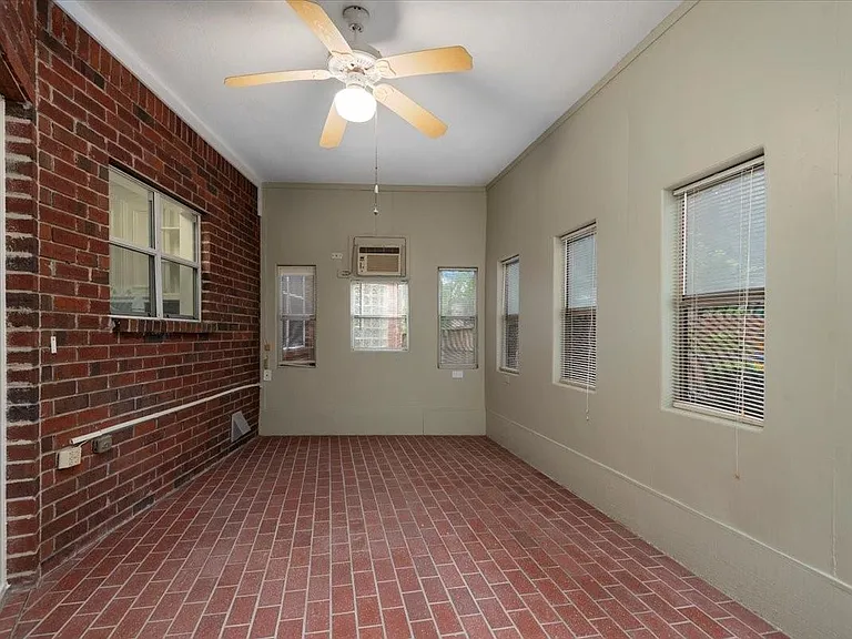14151 Buckingham Ln — Photo 30