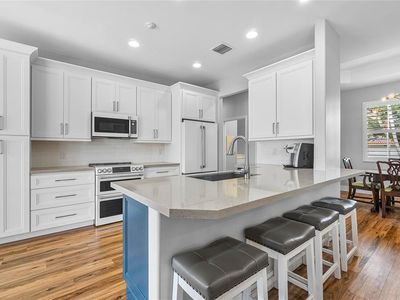 2110 NE 31st St, Lighthouse Pt, FL, 33064