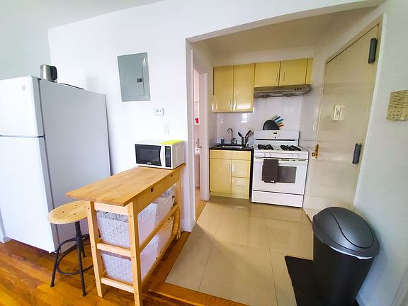 3rd image of 545 2nd Ave #4F