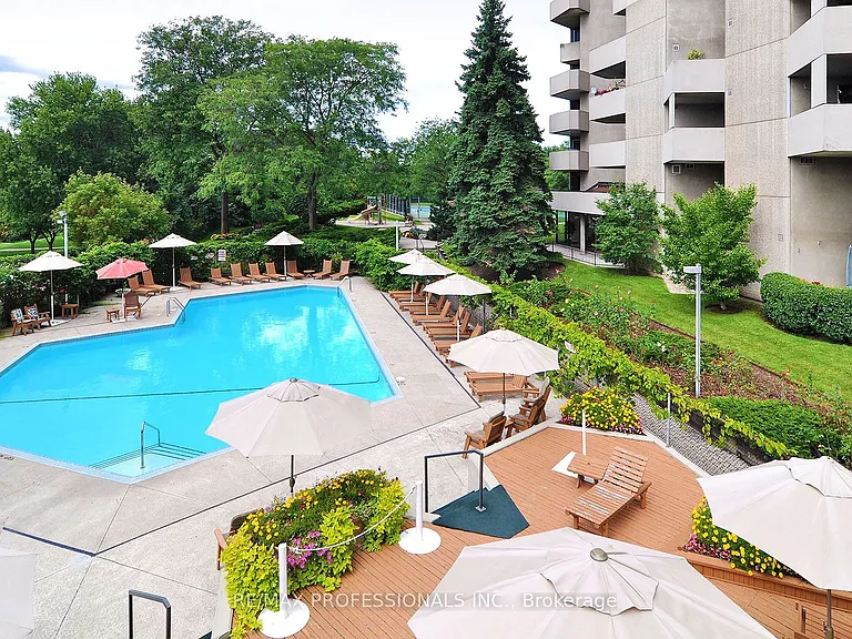 284 Mill Rd #B1 — Photo 26