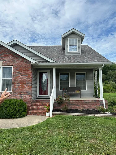 1211 Stonington Dr Photo 1