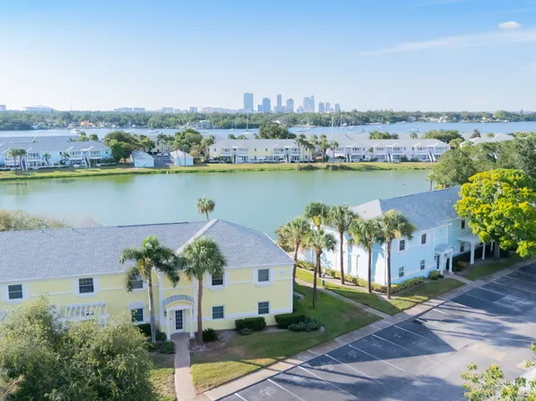123 Sea Horse Dr SE APT D, Saint Petersburg, FL 33705