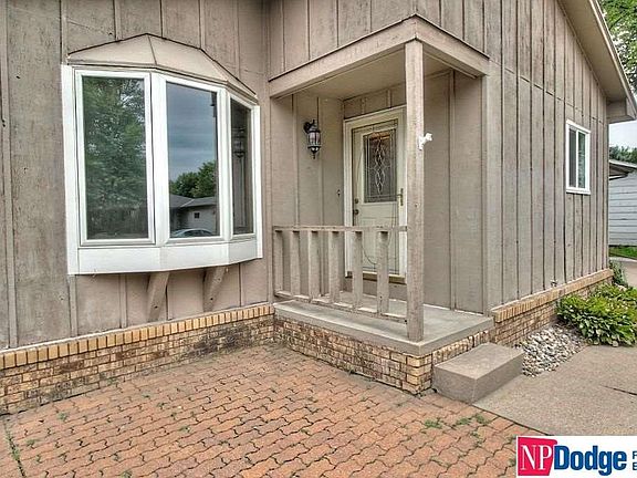 3rd image of 2543 Nebraska Ave