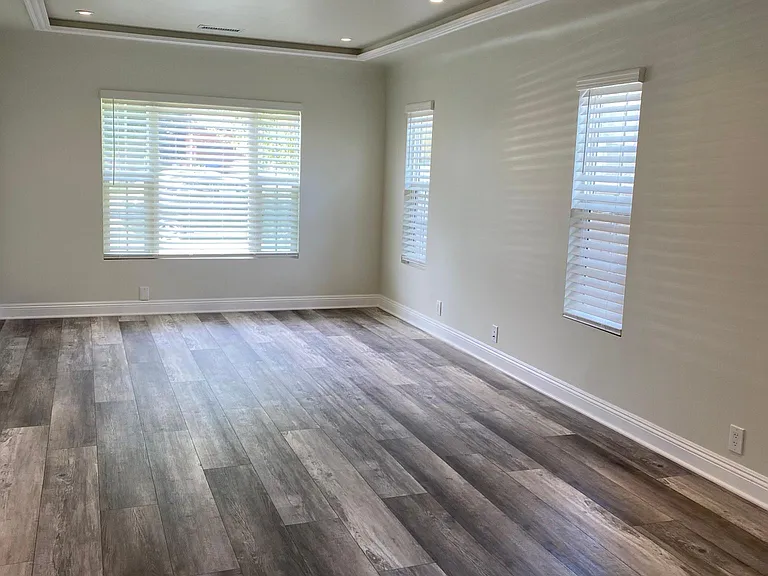 1020 N Lamer St — Photo 22