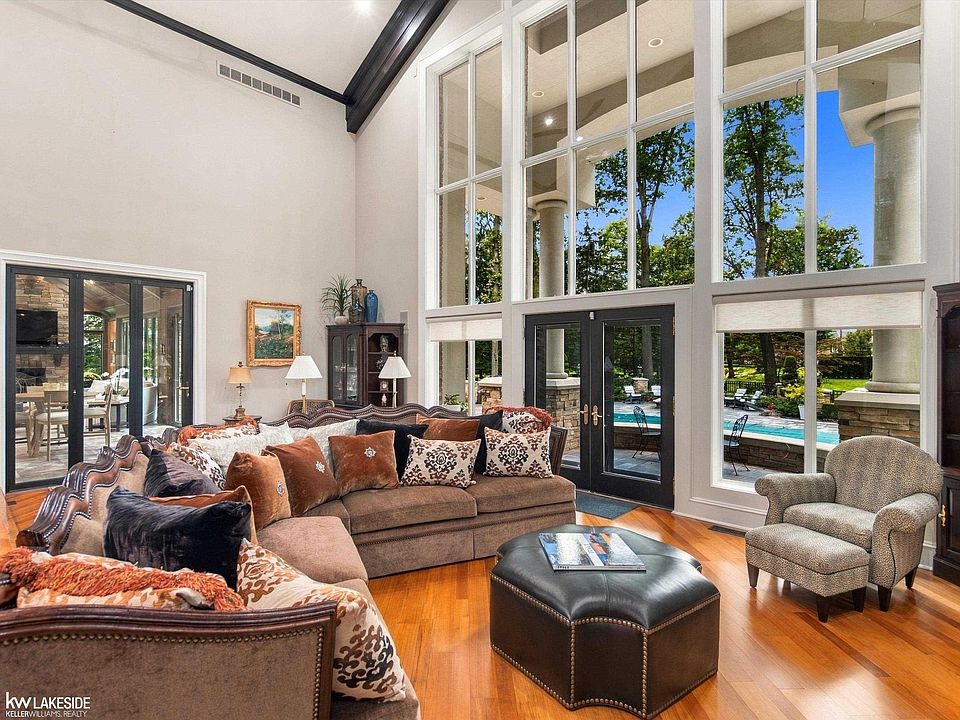17455 Iris Cir, photo 29