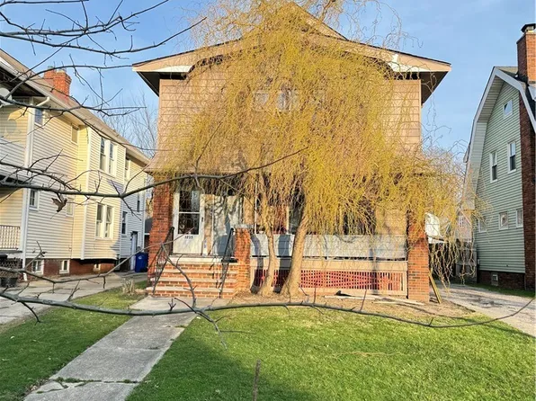 3235 Berea Rd, Cleveland, OH 44111