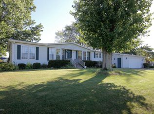 610 Rosewood Ave, Decatur, MI 49045