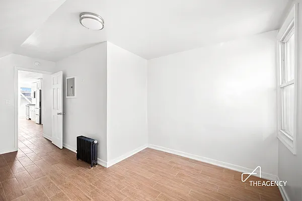 Rented by The Agency | media 3