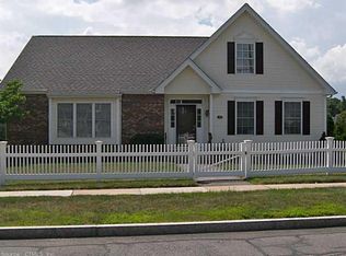 7 Cantone Cir, Manchester, CT 06040