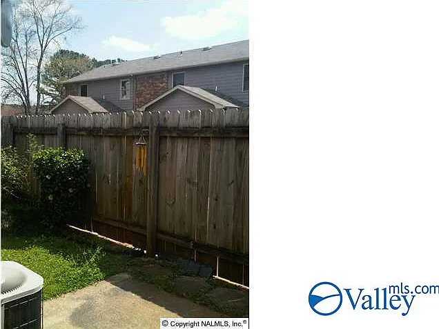 8142 Oldfield Rd SW #3 — Photo 8