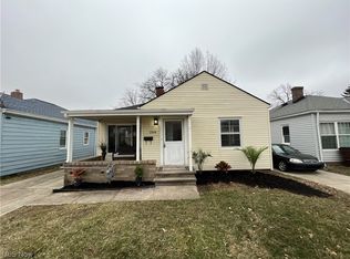 1204 Dartmoor Ave, Parma, OH