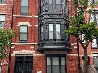 905 S Miller St APT 2, Chicago, IL 60607