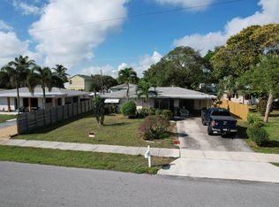 910 SE 3rd Avenue, Delray Beach, FL 33483