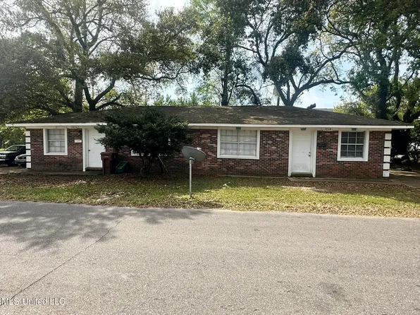 1703 Garden Park Dr, Biloxi, MS 39531