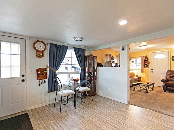 4th image of 1810 1/2 River Rd