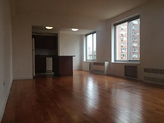 Rented by Level Group | media 35