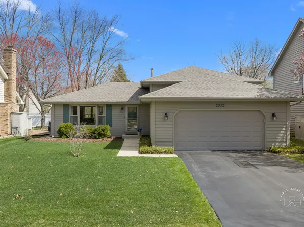 2512 Leach Dr, Naperville, IL 60564