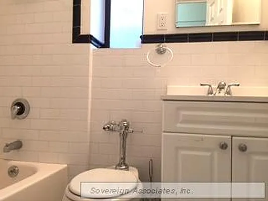 Rented by Sovereign Associates | media 8