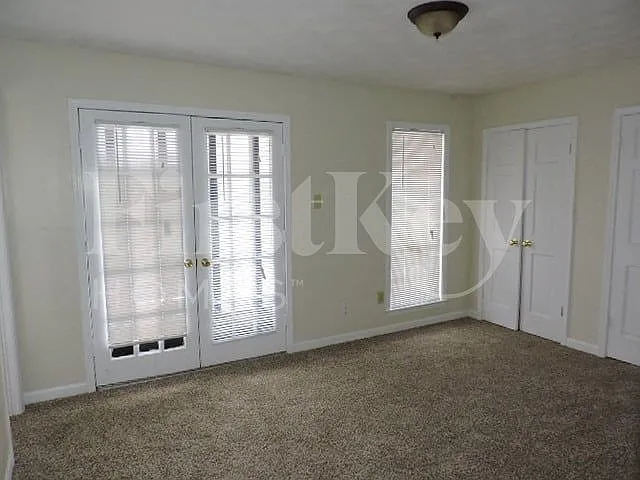 3347 Bluemont Dr — Photo 14