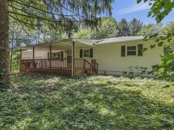 2745 Elder Rd NE, Lancaster, OH 43130