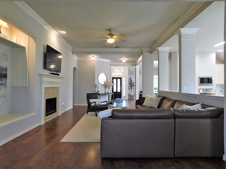 1119 Postwood Dr — Photo 13