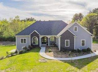 26 Burt St, Berkley, MA 02779