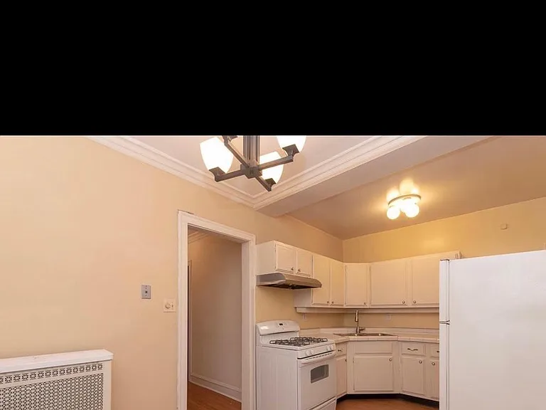 4502 N Hermitage Ave — Photo 3