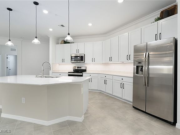 4th image of 11788 Grand Belvedere Way Unit 203
