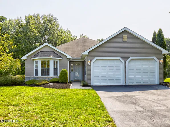 14 Rosewood Court, Lakewood, NJ 08701