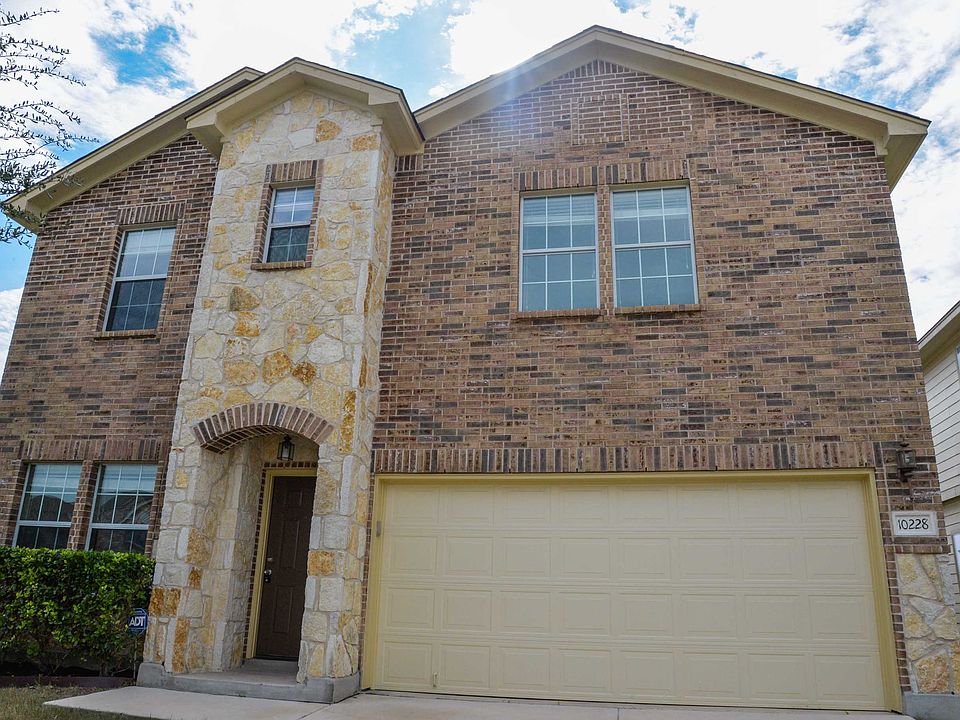 1st image of 10228 Villa Del Lago