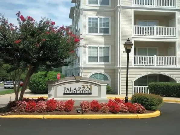 4551 Strutfield La, Alexandria, VA 22311