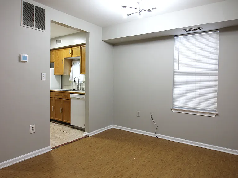 2604 S Arlington Mill Dr #I — Photo 6