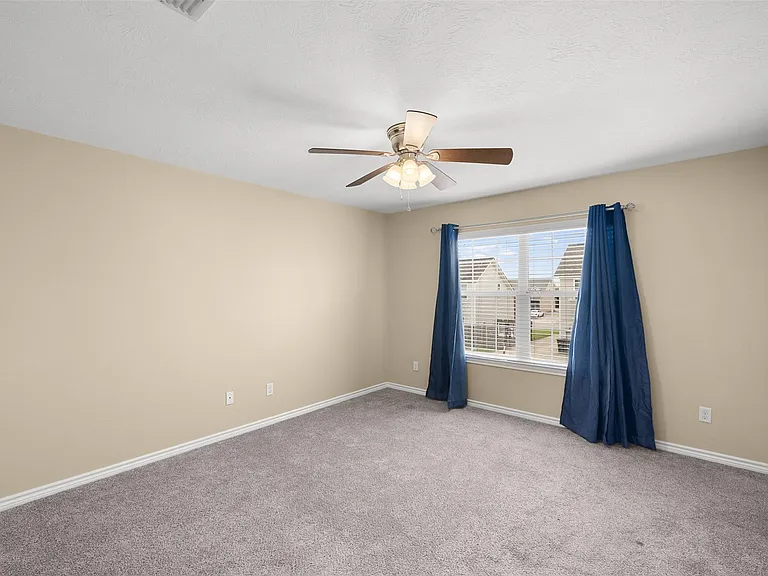 2610 Mandi Ct — Photo 27