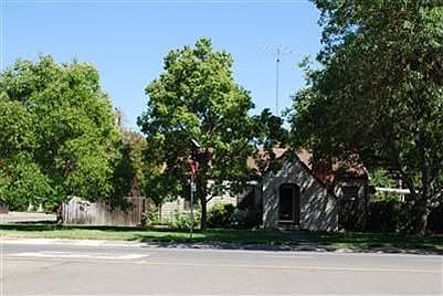 1st image of 1601 Park Blvd